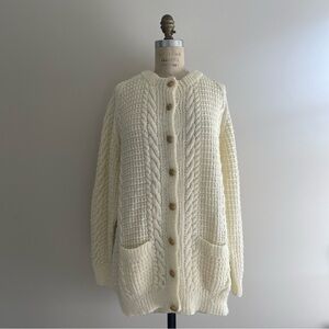 Vintage Hand Knitted Cable Knit Ivory Cream Sweater Gold Buttons Large